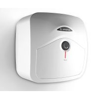 Накопительный электрический водонагреватель над мойкой Ariston Andris R 10