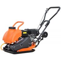 Виброплита Skiper C90PRO-3 (168F, бак, колёса, мат)